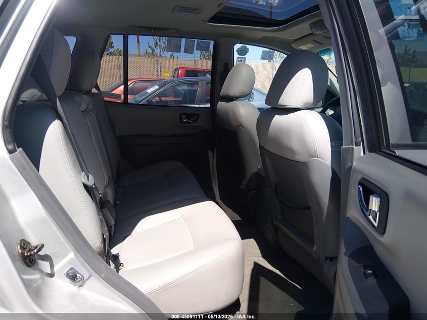 2005 Hyundai Santa fe VIN KM8SC73E35U956889 IAAI salvage auction — NORMAL WEAR, Regular (Nevada), sold $875 on 2026-07-17 (photo 8)
