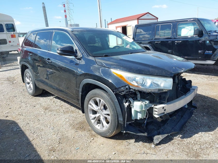 2015 Toyota Highlander VIN 5TDJKRFH2FS112269 IAAI salvage auction — LEFT FRONT, Clear (Indiana), sold $6,100 on 2026-07-15 (photo 1)