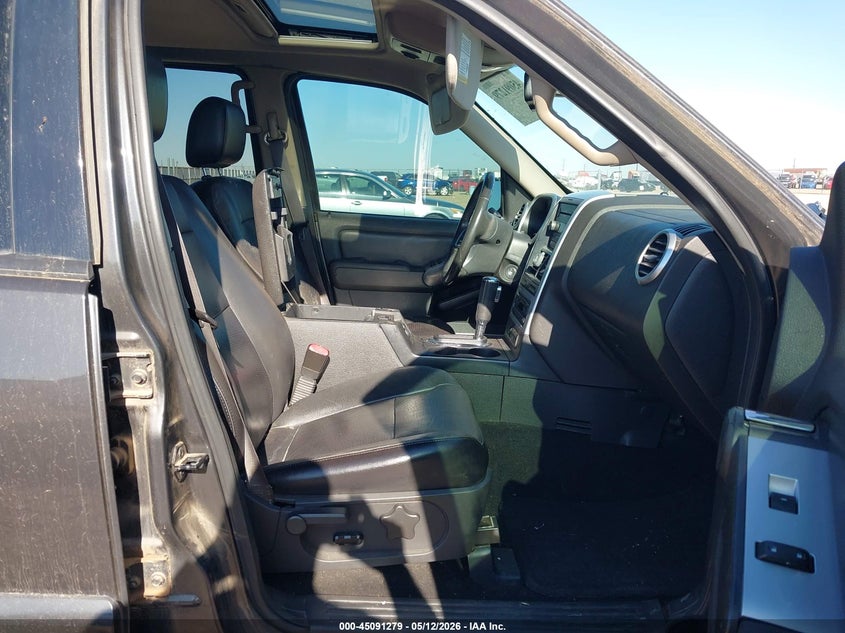 2007 Mercury Mountaineer VIN 4M2EU488X7UJ00213 IAAI salvage auction — LEFT REAR, Original (Texas), sold $25 on 2026-07-27 (photo 5)