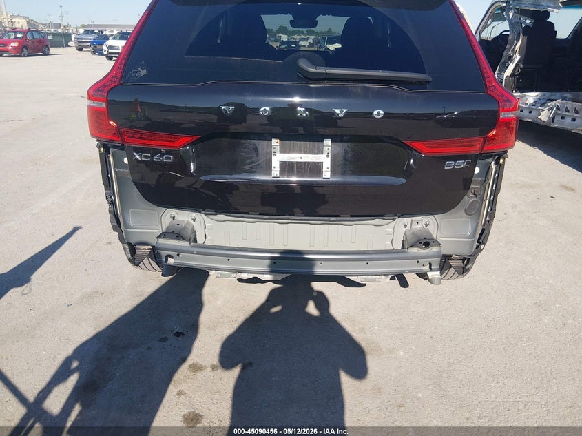 2024 Volvo Xc60 VIN YV4L12RL7R1715851 IAAI salvage auction — FRONT END, Salvage (Illinois), sold $1,150 on 2026-07-28 (photo 6)