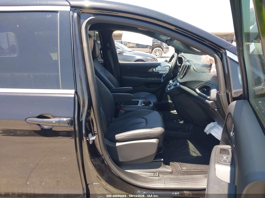 2025 Chrysler Pacifica VIN 2C4RC1BG4SR557355 IAAI salvage auction — FRONT END, Original (Texas), sold $25 on 2026-08-01 (photo 5)