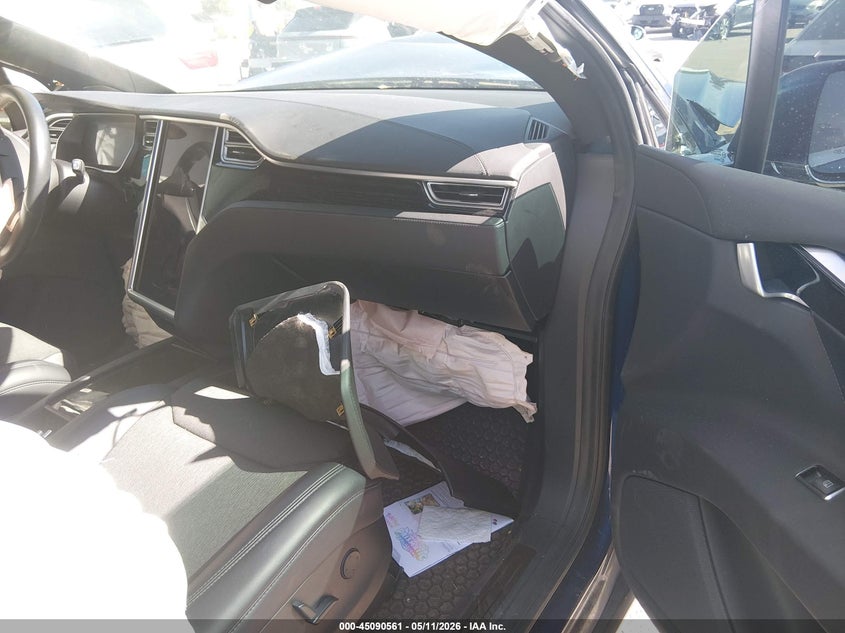 2017 Tesla Model x VIN 5YJXCBE26HF048269 IAAI salvage auction — FRONT END, Salvage (Colorado), sold $5,850 on 2026-07-09 (photo 5)