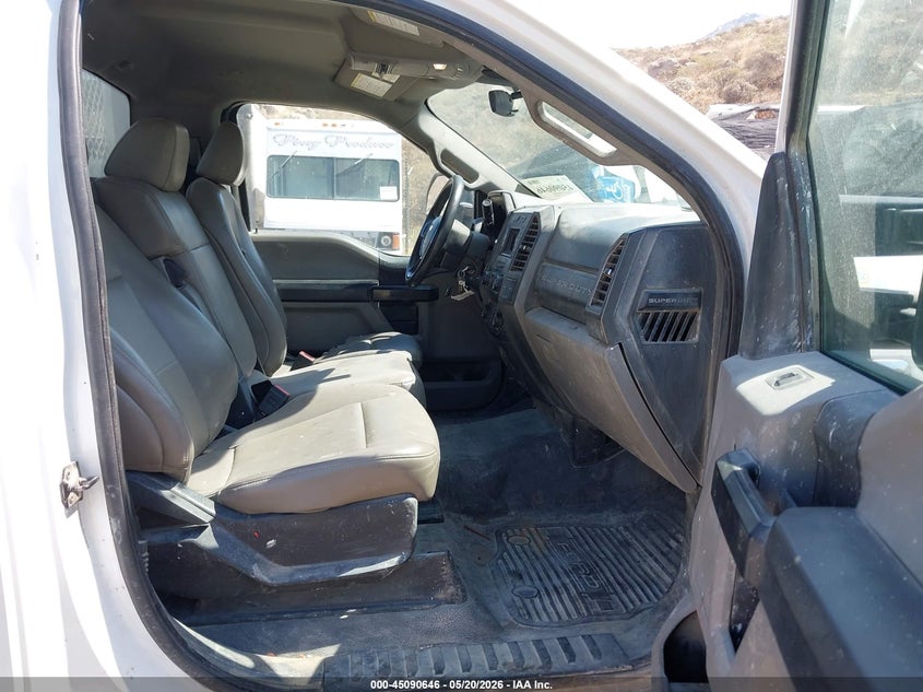 2020 Ford F-550 chassis VIN 1FDUF5GT7LDA03550 IAAI salvage auction — LEFT SIDE, Clear (California), sold $10,300 on 2026-07-08 (photo 7)