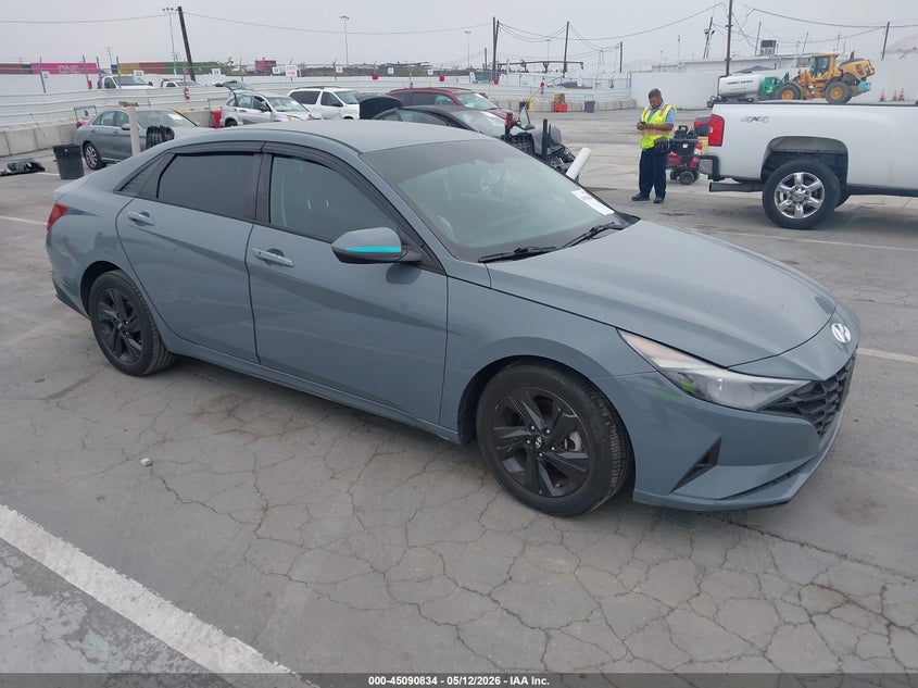 2021 Hyundai Elantra VIN KMHLM4AG4MU156508 IAAI salvage auction — FRONT END, Salvage (California), sold $4,925 on 2026-07-08 (photo 1)