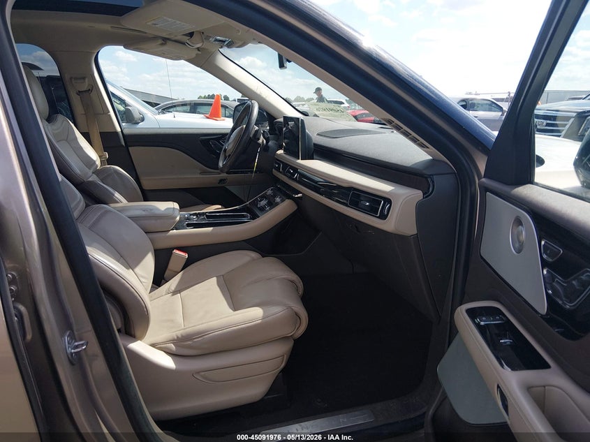 2021 Lincoln Aviator VIN 5LMYJ8XY3MNL00837 IAAI salvage auction — REAR END, Salvage (North Carolina), sold $9,900 on 2026-07-29 (photo 5)