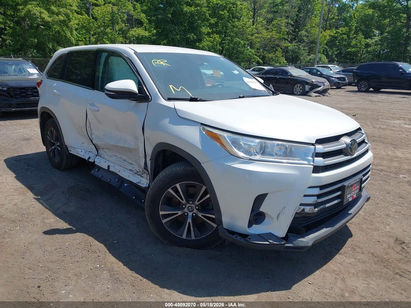 2019 Toyota Highlander VIN 5TDBZRFH9KS717478 IAAI salvage auction — RIGHT SIDE, Clear (Virginia), sold $6,950 on 2026-07-08 (photo 1)