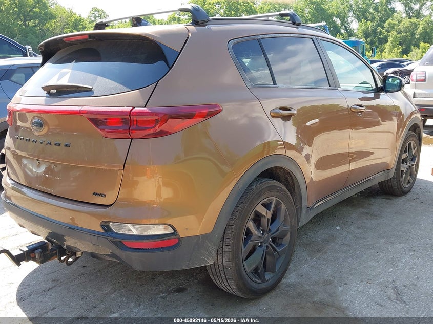2021 Kia Sportage VIN KNDP6CAC9M7857678 IAAI salvage auction — HAIL, Salvage (Kansas), sold $5,825 on 2026-07-29 (photo 4)