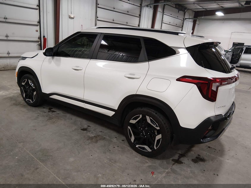 2024 Kia Seltos VIN KNDETCA72R7612621 IAAI salvage auction — RIGHT FRONT, Salvage (Iowa), sold $5,575 on 2026-07-07 (photo 3)