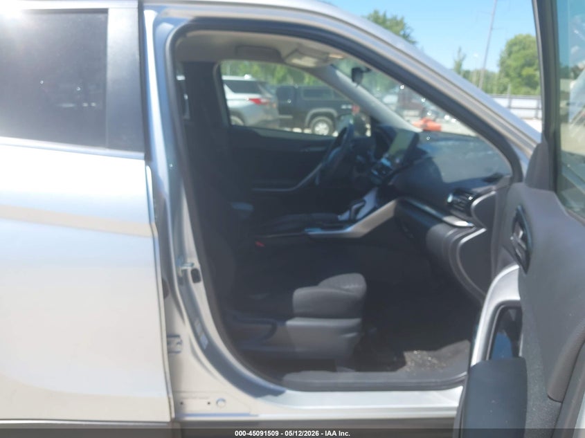 2024 Mitsubishi Eclipse cross VIN JA4ATVAA4RZ079465 IAAI salvage auction — HAIL, Original (Texas), sold $7,700 on 2026-08-31 (photo 5)