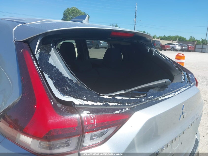 2024 Mitsubishi Eclipse cross VIN JA4ATVAA4RZ079465 IAAI salvage auction — HAIL, Original (Texas), sold $7,700 on 2026-08-31 (photo 6)