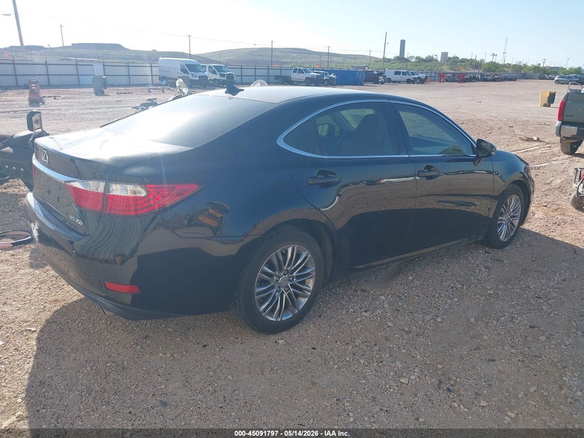 2014 Lexus ES VIN JTHBK1GGXE2091333 IAAI salvage auction — LEFT SIDE, Original (Texas), sold $4,400 on 2026-07-30 (photo 4)