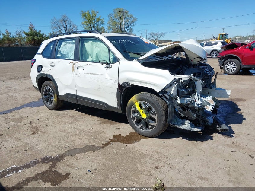 2025 Subaru Forester VIN JF2SLDAC0SH402302 IAAI salvage auction — FRONT END, Salvage (Indiana), sold $2,000 on 2026-07-07 (photo 1)