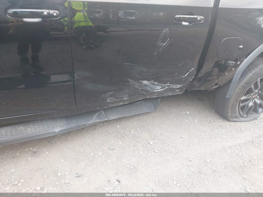 2021 Gmc SIERRA VIN 3GTU9CED0MG342019 IAAI salvage auction — SIDE, Salvage Title, sold $10,200 on 2026-10-15 (photo 6)