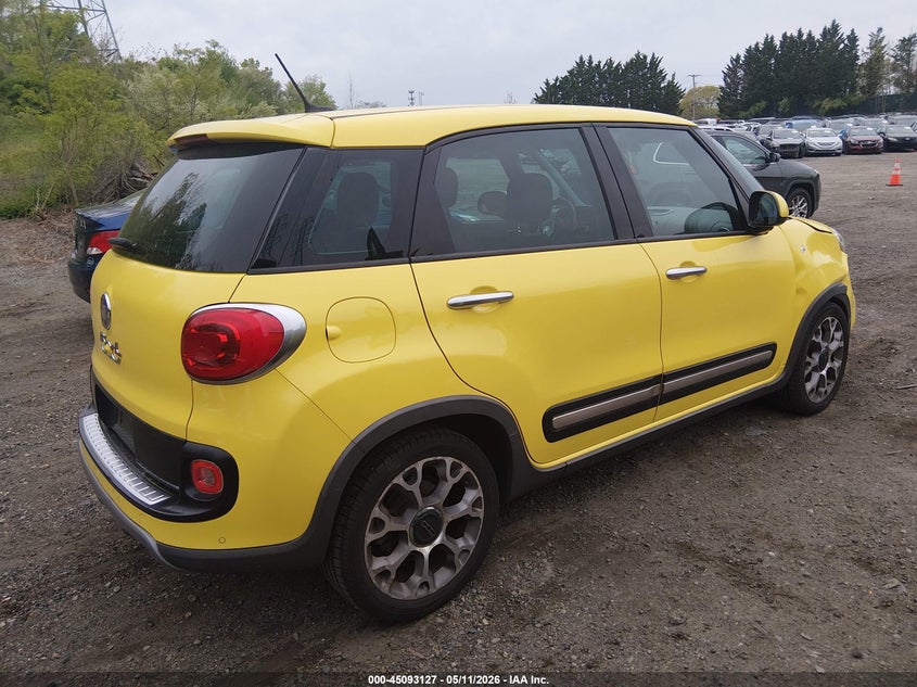 2014 Fiat 500l VIN ZFBCFADH5EZ023653 IAAI salvage auction — LEFT SIDE, Salvage (Rhode Island), sold $25 on 2026-07-28 (photo 4)