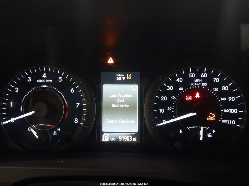 2018 Toyota Sienna VIN 5TDKZ3DCXJS933018 IAAI salvage auction — FRONT END, Mv-907A (New York), sold $4,800 on 2026-07-15 (photo 7)