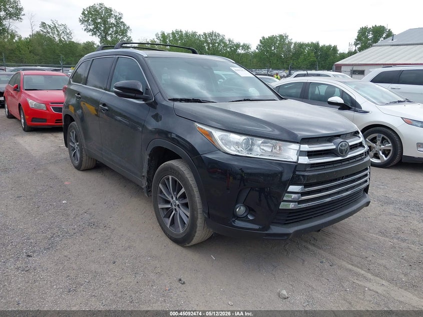 2019 Toyota Highlander VIN 5TDJZRFH6KS585811 IAAI salvage auction — HAIL, Salvage (Iowa), sold $14,000 on 2026-07-20 (photo 1)