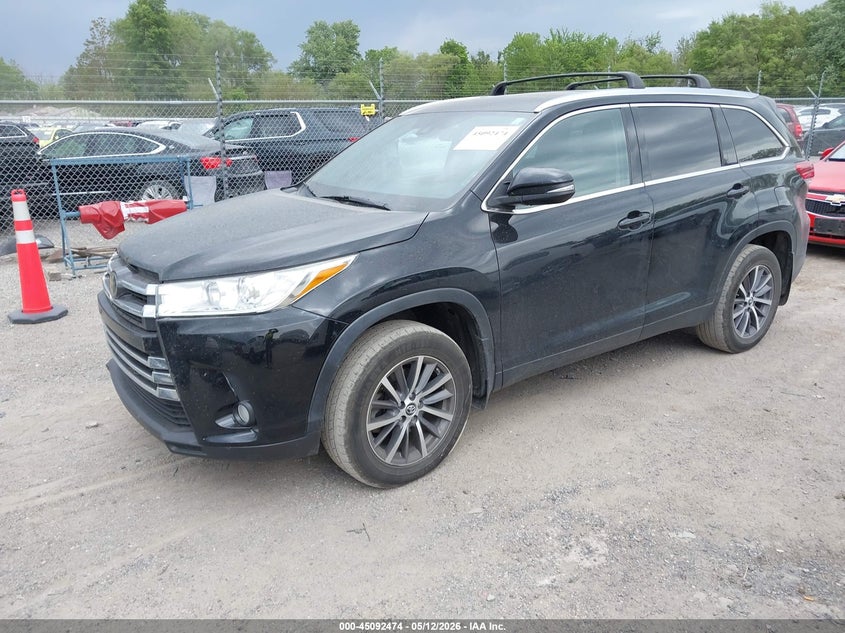 2019 Toyota Highlander VIN 5TDJZRFH6KS585811 IAAI salvage auction — HAIL, Salvage (Iowa), sold $14,000 on 2026-07-20 (photo 2)