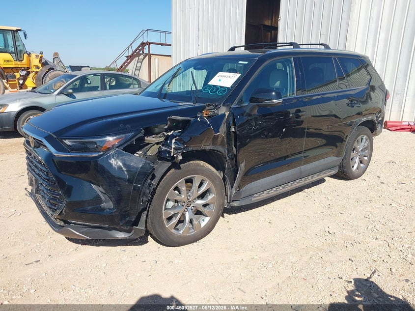 2025 Toyota Highlander VIN 5TDACAB52SS043944 IAAI salvage auction — LEFT SIDE, Original (Texas), sold $28,200 on 2026-07-23 (photo 2)
