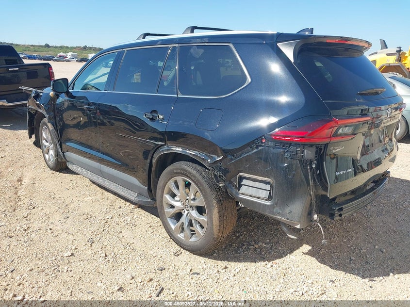 2025 Toyota Highlander VIN 5TDACAB52SS043944 IAAI salvage auction — LEFT SIDE, Original (Texas), sold $28,200 on 2026-07-23 (photo 3)