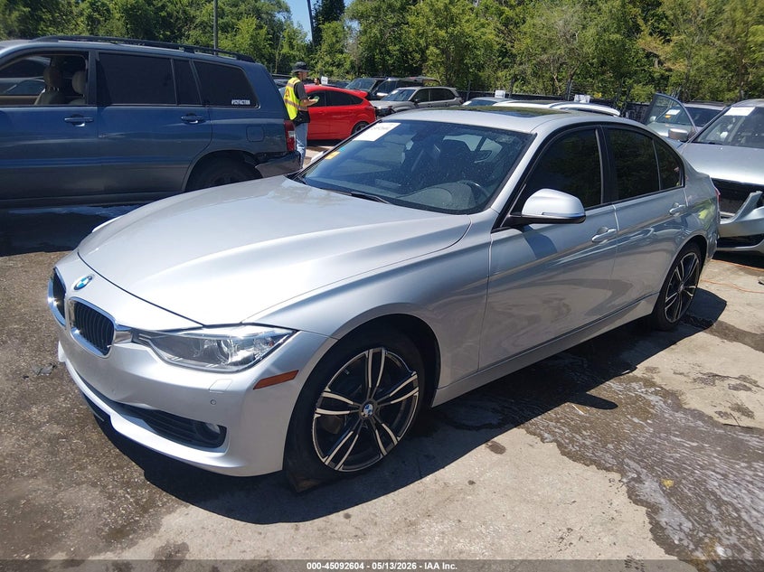 2015 BMW 3er VIN WBA3B5G54FNS18991 IAAI salvage auction — RIGHT SIDE, Salvage (Kansas), sold $1,350 on 2026-07-08 (photo 2)