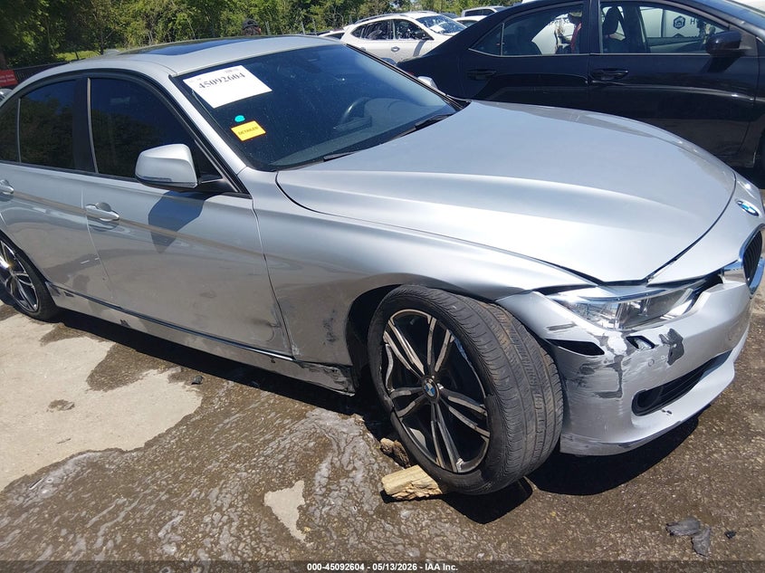 2015 BMW 3er VIN WBA3B5G54FNS18991 IAAI salvage auction — RIGHT SIDE, Salvage (Kansas), sold $1,350 on 2026-07-08 (photo 6)
