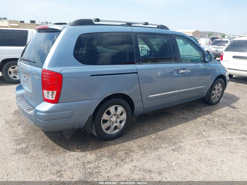 2008 Hyundai Entourage VIN KNDMC233186056693 IAAI salvage auction — RIGHT FRONT, Clear (Kansas), sold $250 on 2026-07-10 (photo 4)