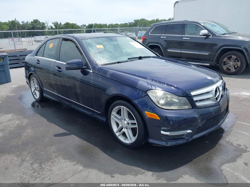 2013 Mercedes-benz C-klasse VIN WDDGF5HB8DA817352 IAAI salvage auction — LEFT SIDE, Clear (Florida), sold $1,000 on 2026-07-06 (photo 1)