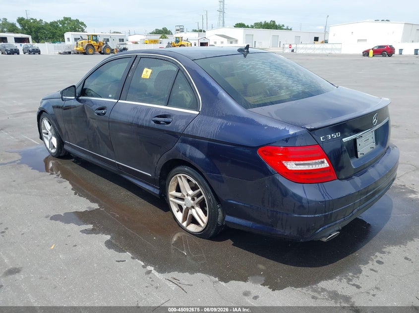 2013 Mercedes-benz C-klasse VIN WDDGF5HB8DA817352 IAAI salvage auction — LEFT SIDE, Clear (Florida), sold $1,000 on 2026-07-06 (photo 3)