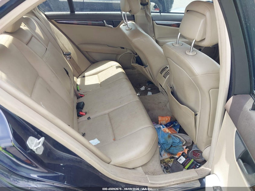 2013 Mercedes-benz C-klasse VIN WDDGF5HB8DA817352 IAAI salvage auction — LEFT SIDE, Clear (Florida), sold $1,000 on 2026-07-06 (photo 8)
