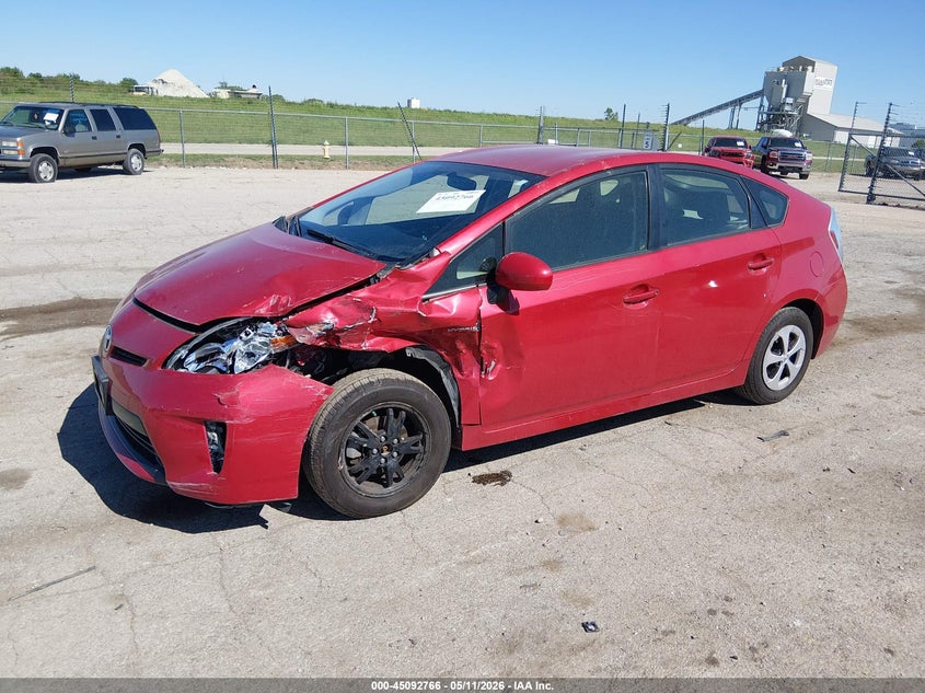 2015 Toyota Prius VIN JTDKN3DU5F0419124 IAAI salvage auction — LEFT FRONT, Salvage (Illinois), sold $3,300 on 2026-07-29 (photo 2)