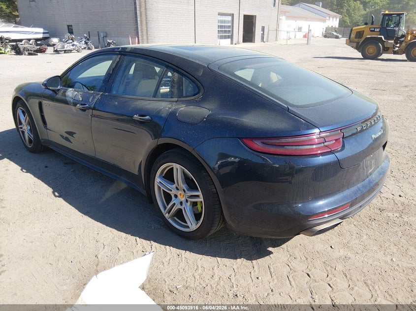 2018 Porsche Panamera VIN WP0AE2A77JL129219 IAAI salvage auction — RIGHT FRONT, Salvage Title, sold $16,600 on 2026-07-10 (photo 3)