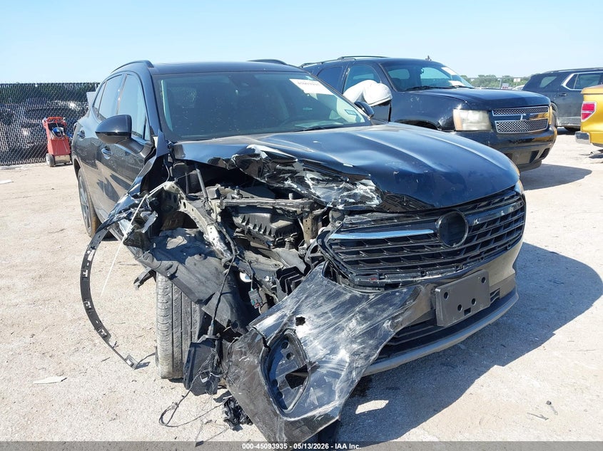 2022 Buick Envision VIN LRBFZNR46ND022344 IAAI salvage auction — RIGHT FRONT, Salvage (Texas), sold $3,600 on 2026-07-21 (photo 1)