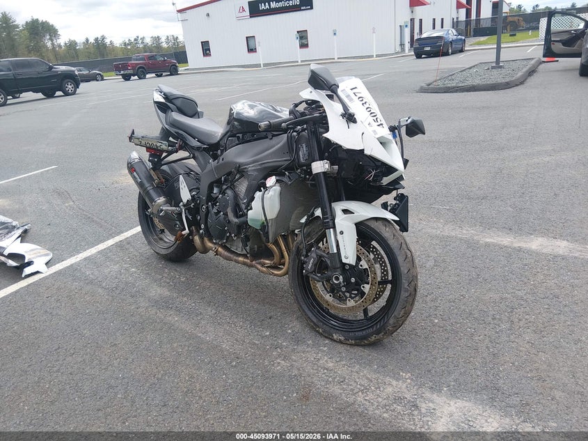 2026 Kawasaki Zx VIN JKBZXJJ12TA038186 IAAI salvage auction — LEFT SIDE, Mv-907A (New York), sold $3,100 on 2026-07-22 (photo 2)