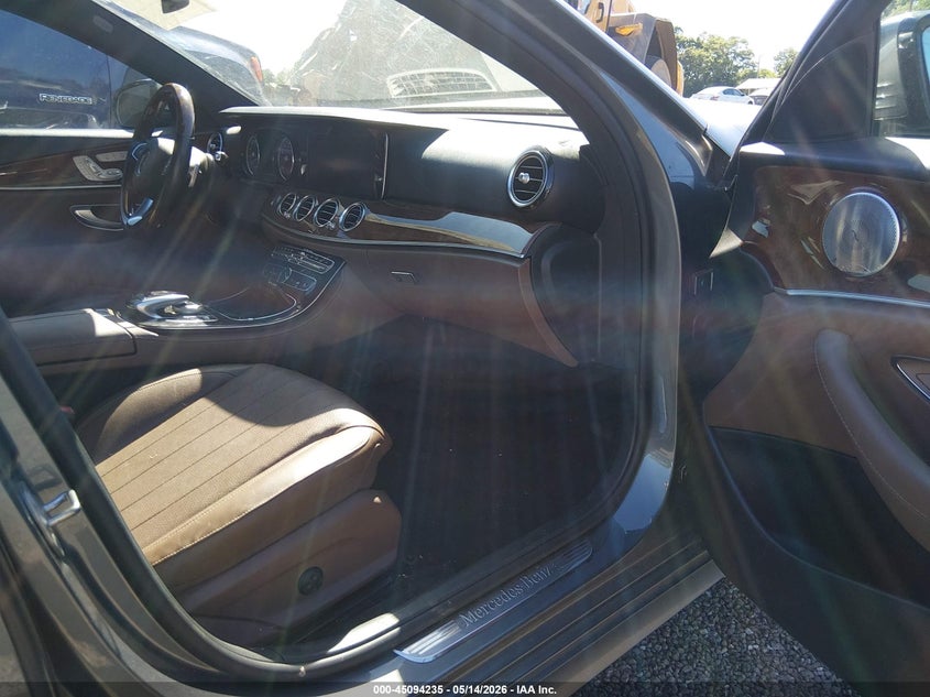 2017 Mercedes-benz E-klasse VIN WDDZF4JB2HA156730 IAAI salvage auction — FRONT END, Salvage (South Carolina), sold $4,800 on 2026-07-07 (photo 3)
