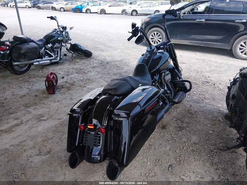 2025 Harley-davidson Road king VIN 1HD1KVP16SB640679 IAAI salvage auction — FRONT END, Salvage (Tennessee), sold $7,700 on 2026-07-22 (photo 4)