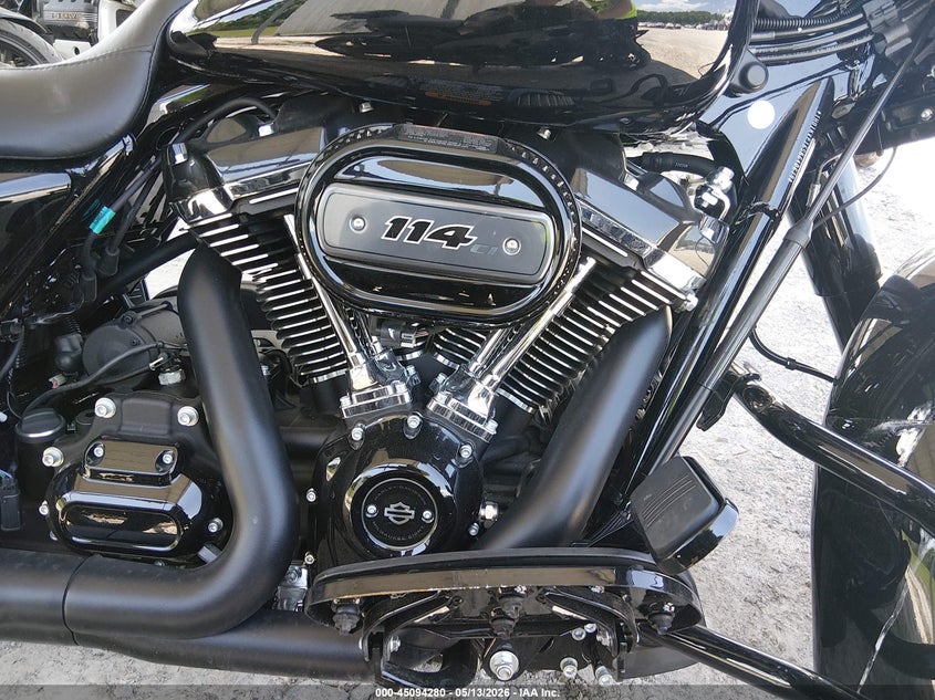 2025 Harley-davidson Road king VIN 1HD1KVP16SB640679 IAAI salvage auction — FRONT END, Salvage (Tennessee), sold $7,700 on 2026-07-22 (photo 8)