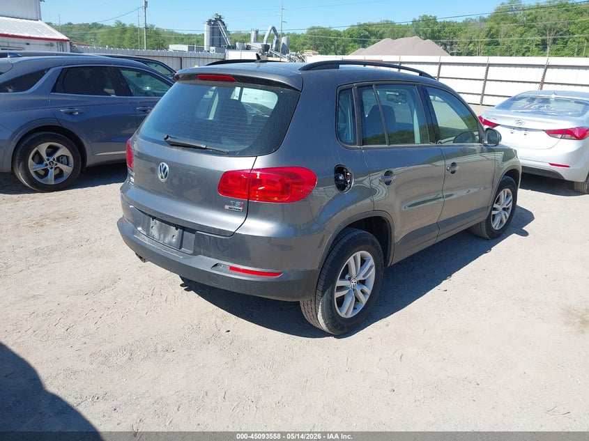 2016 Volkswagen Tiguan VIN WVGBV7AX7GW509309 IAAI salvage auction — HAIL, Salvage (Iowa), sold $1,050 on 2026-07-13 (photo 4)