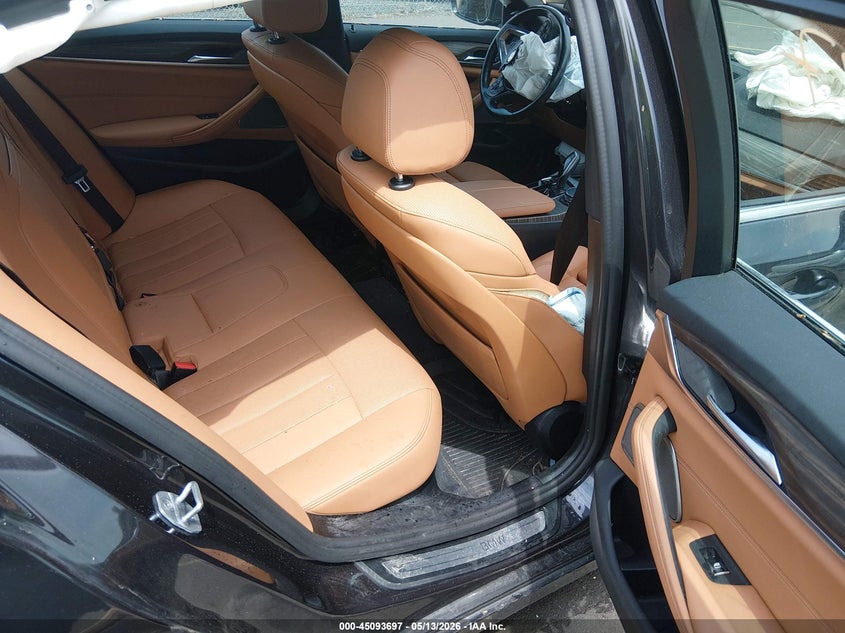 2022 BMW 5er VIN WBA13BJ07NWX59347 IAAI salvage auction — RIGHT FRONT, Salvage (Massachusetts), sold $11,275 on 2026-07-09 (photo 8)