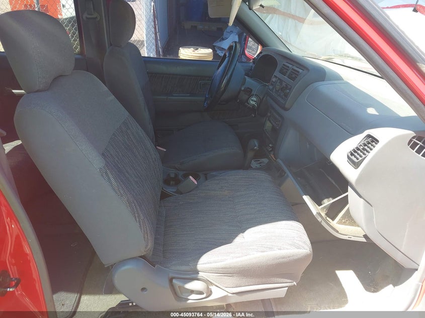 2000 Nissan Frontier VIN 1N6ED27T3YC404942 IAAI salvage auction — LEFT SIDE, Salvage (Mississippi), sold $1,225 on 2026-07-09 (photo 5)