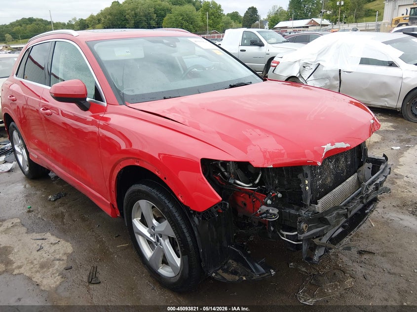 2020 Audi Q3 VIN WA1BECF38L1106931 IAAI salvage auction — FRONT END, Salvage (West Virginia), sold $4,300 on 2026-07-30 (photo 1)