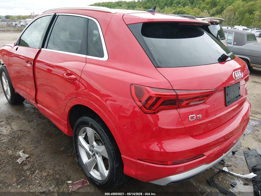 2020 Audi Q3 VIN WA1BECF38L1106931 IAAI salvage auction — FRONT END, Salvage (West Virginia), sold $4,300 on 2026-07-30 (photo 3)