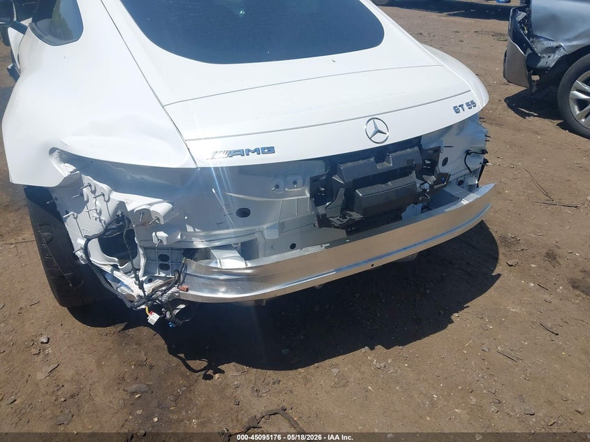 2026 Mercedes-benz AMG GT VIN W1KRJ8AB8TF009992 IAAI salvage auction — REAR END, Mv-907A (New York), sold $87,000 on 2026-07-06 (photo 6)