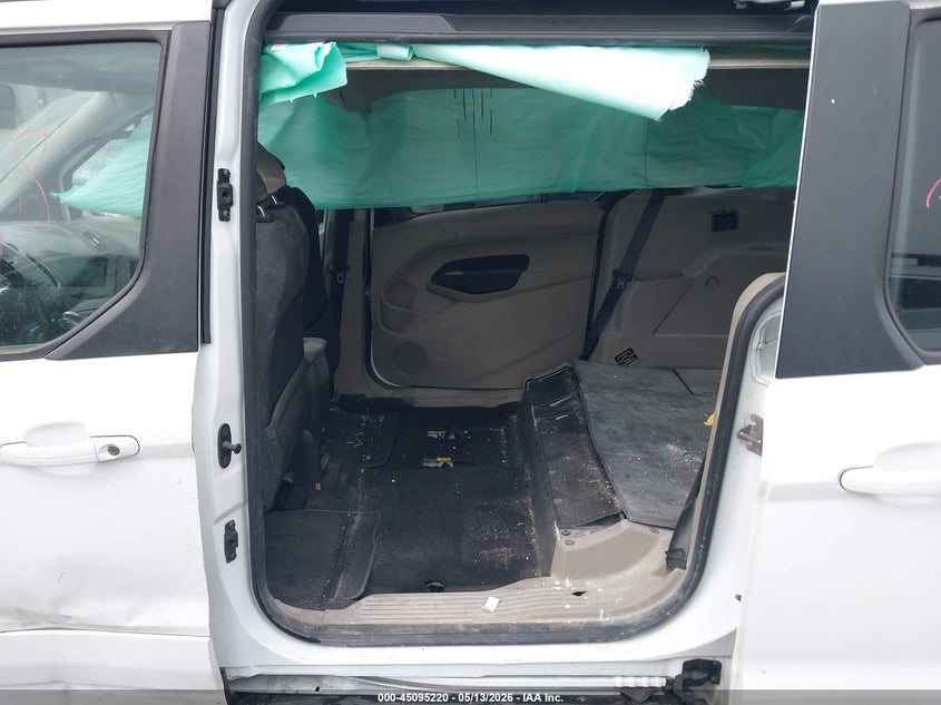2017 Ford Transit VIN NM0GS9F79H1328358 IAAI salvage auction — RIGHT SIDE, Salvage (Massachusetts), sold $1,800 on 2026-07-17 (photo 8)