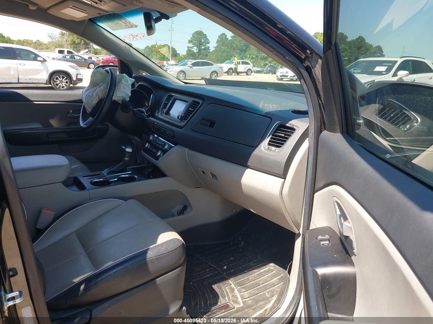 2019 Kia SEDONA VIN KNDMB5C18K6551676 IAAI salvage auction — FRONT END, Original (Texas), sold $2,700 on 2026-07-23 (photo 5)