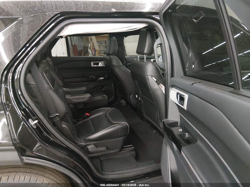 2022 Ford Explorer VIN 1FM5K8GC6NGC06240 IAAI salvage auction — LEFT FRONT, Salvage (Minnesota), sold $10,300 on 2026-07-27 (photo 8)