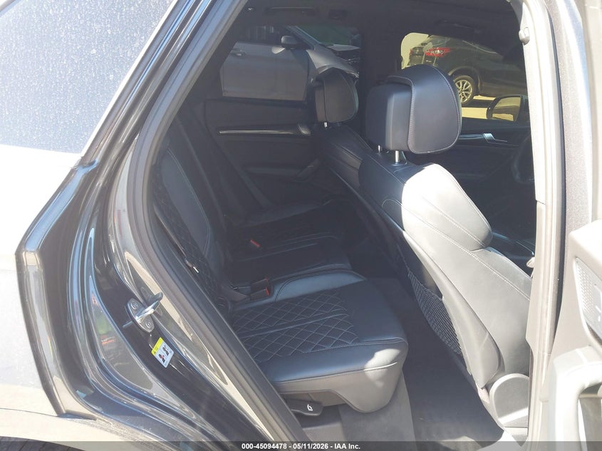 2018 Audi Sq5 VIN WA1C4AFY9J2008618 IAAI salvage auction — LEFT FRONT, Salvage (Illinois), sold $5,300 on 2026-08-22 (photo 8)