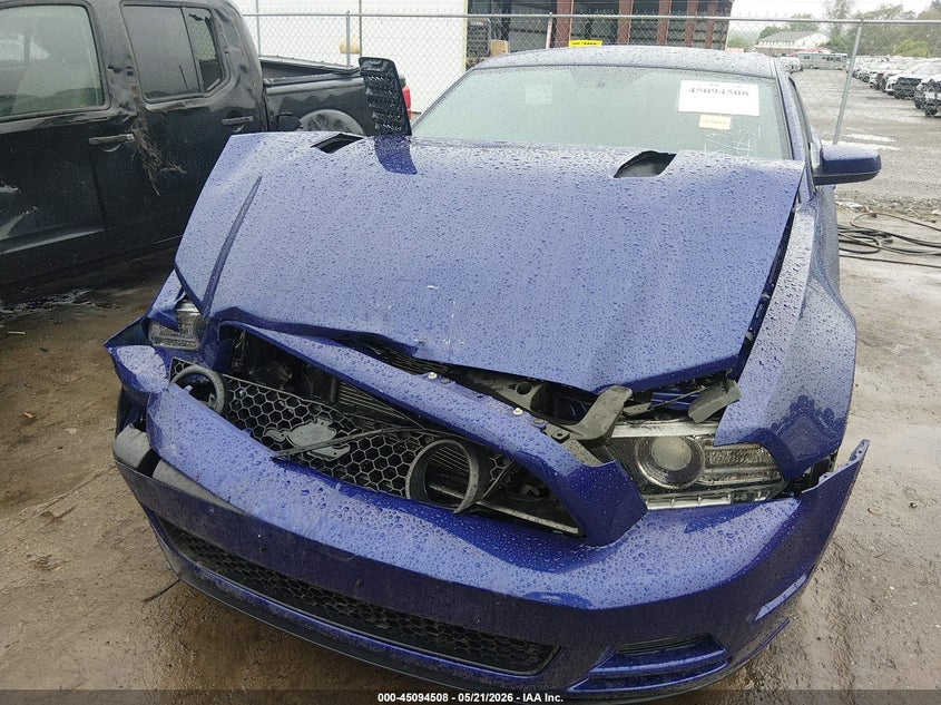 2014 Ford Mustang VIN 1ZVBP8CF5E5306363 IAAI salvage auction — FRONT END, Salvage (West Virginia), sold $7,200 on 2026-07-30 (photo 6)