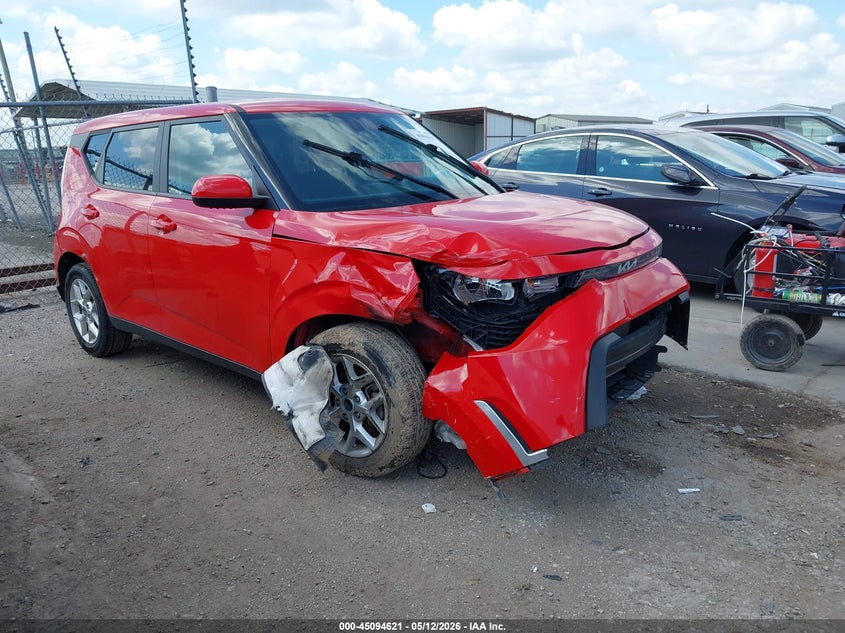 2024 Kia Soul VIN KNDJ23AU4R7229738 IAAI salvage auction — RIGHT FRONT, Salvage (Texas), sold $3,150 on 2026-07-14 (photo 1)