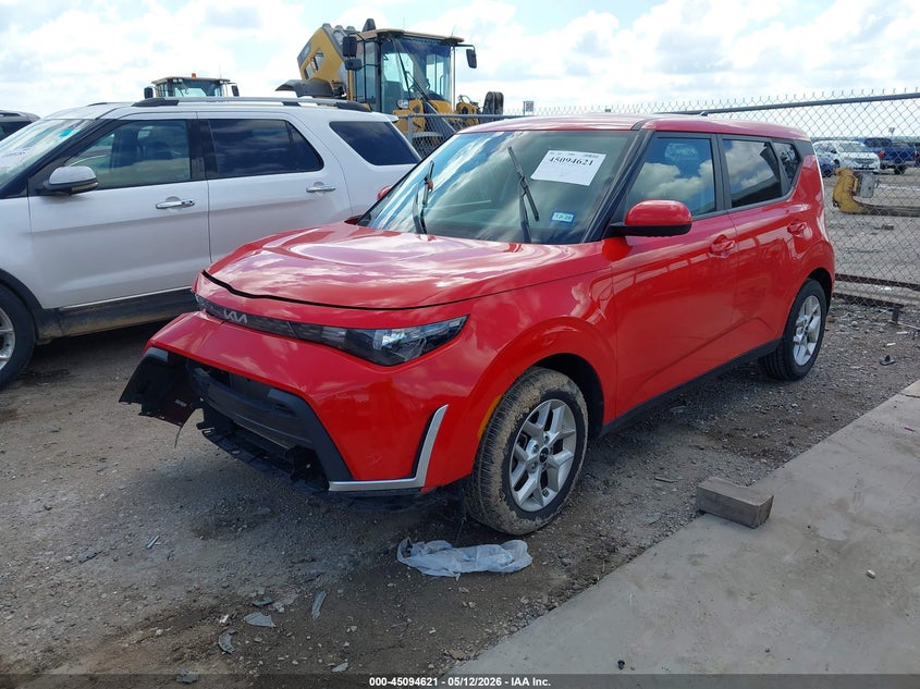 2024 Kia Soul VIN KNDJ23AU4R7229738 IAAI salvage auction — RIGHT FRONT, Salvage (Texas), sold $3,150 on 2026-07-14 (photo 2)