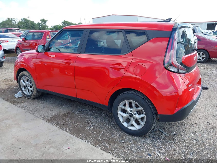 2024 Kia Soul VIN KNDJ23AU4R7229738 IAAI salvage auction — RIGHT FRONT, Salvage (Texas), sold $3,150 on 2026-07-14 (photo 3)